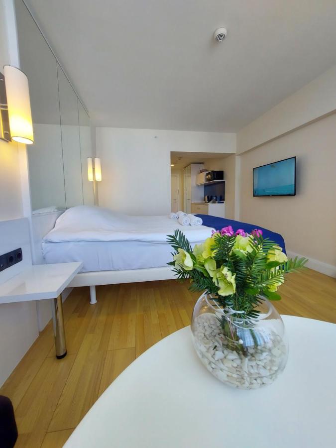 Номера На Высоких Этажах 24,31 Apartment Батуми Екстериор снимка