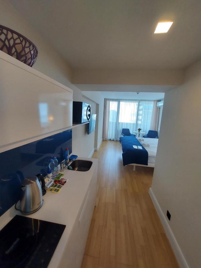 Номера На Высоких Этажах 24,31 Apartment Батуми Екстериор снимка