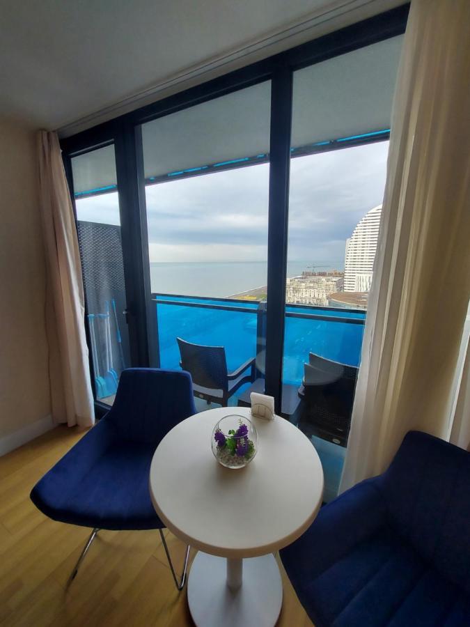 Номера На Высоких Этажах 24,31 Apartment Батуми Екстериор снимка