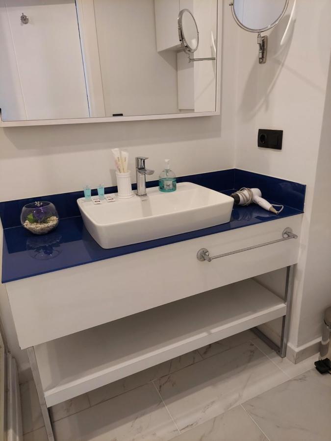 Номера На Высоких Этажах 24,31 Apartment Батуми Екстериор снимка