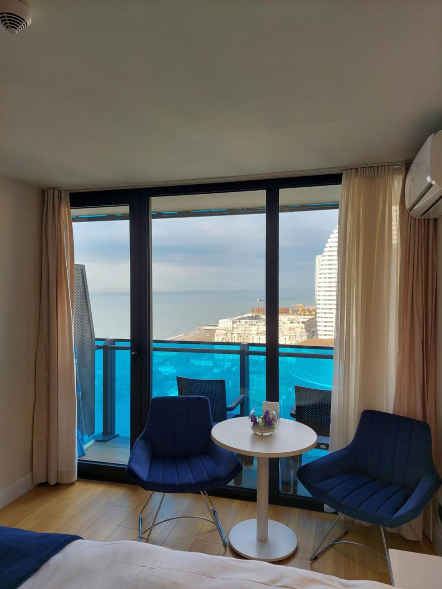 Номера На Высоких Этажах 24,31 Apartment Батуми Стая снимка