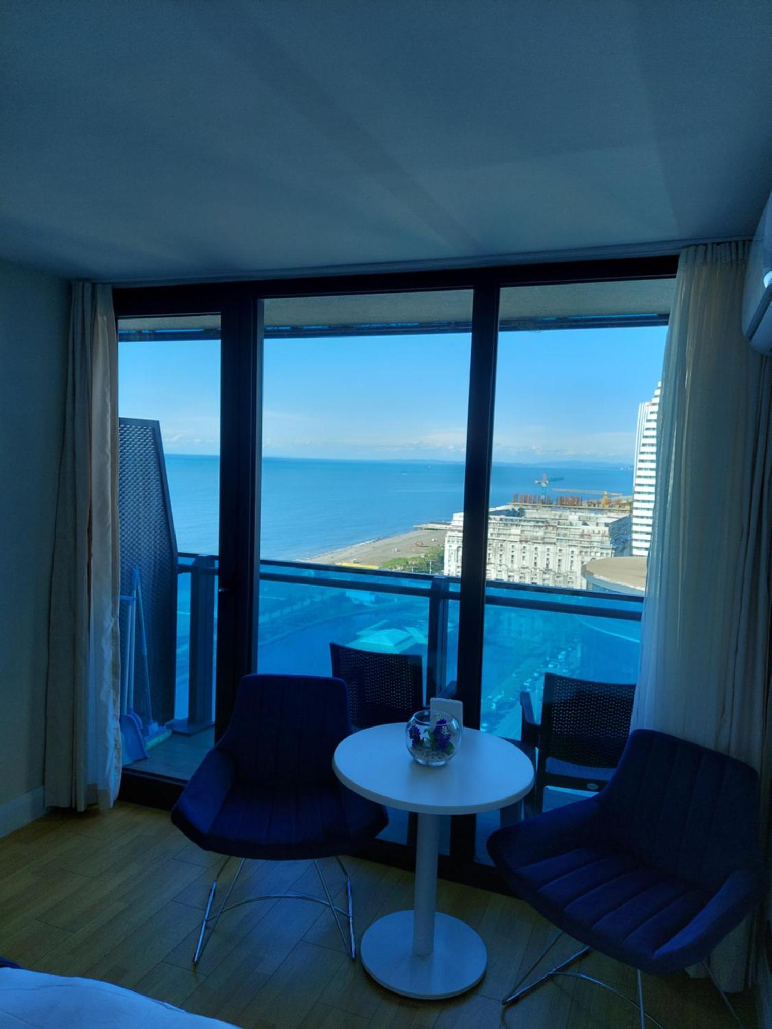 Номера На Высоких Этажах 24,31 Apartment Батуми Стая снимка